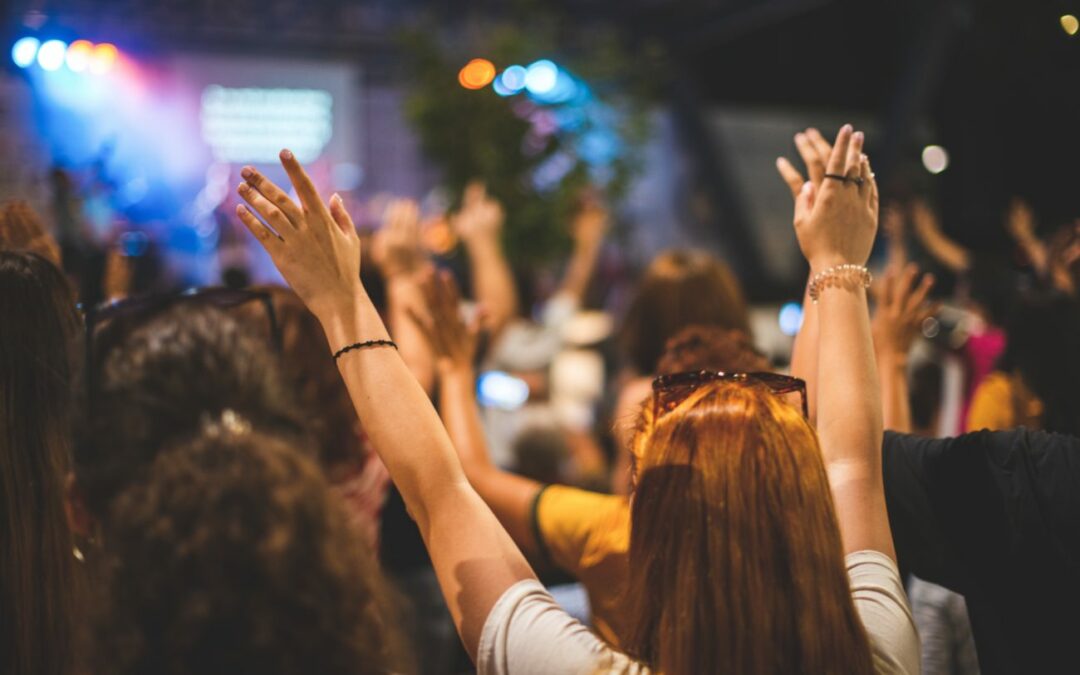 Hispanic Worship Service — We are Not Alone