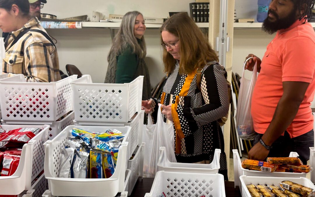 Chestnut Ridge & East Baltimore Graffiti Churches Partner to “Feed the 5,000”